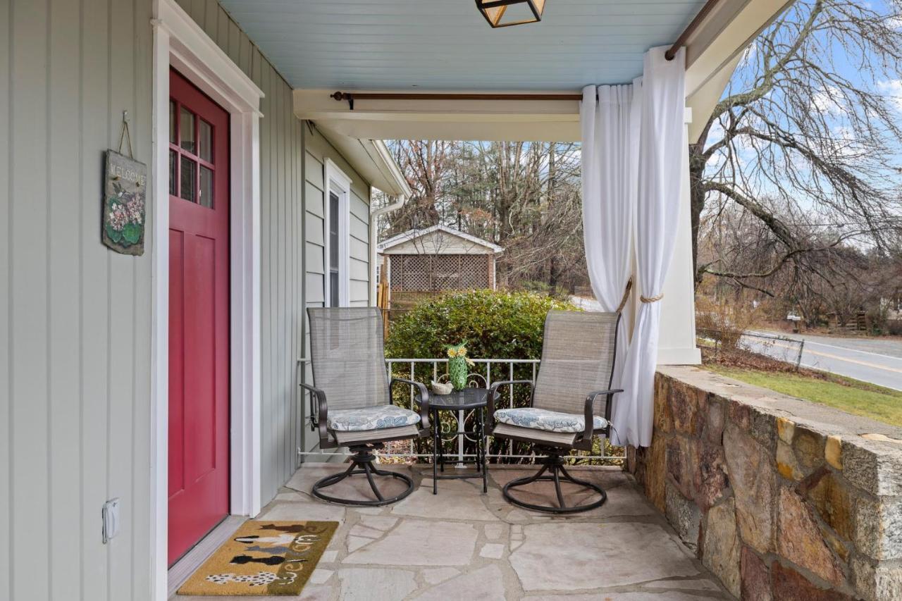 The Twisted Maple - Dogs Stay Free! Hendersonville Exterior photo